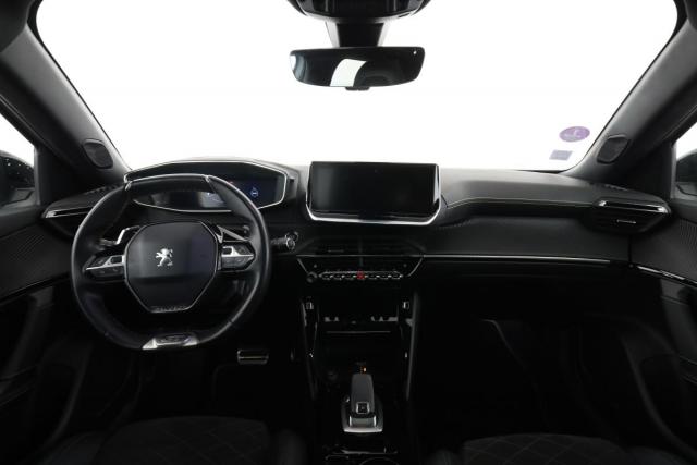 Peugeot 2008 image 8