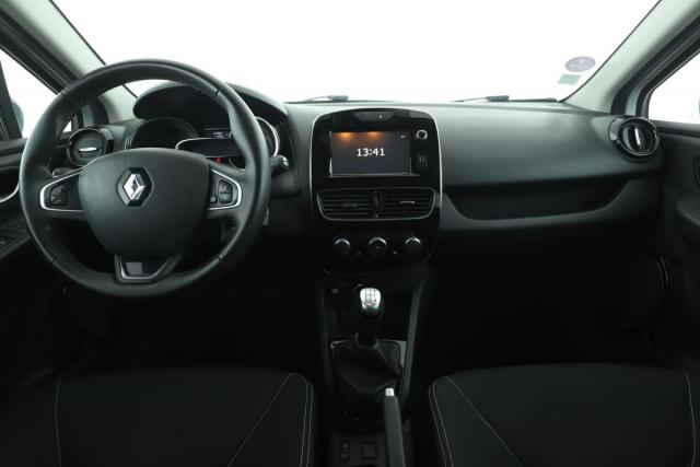 Renault Clio Estate image 9