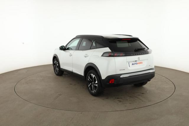 Peugeot 2008 image 6