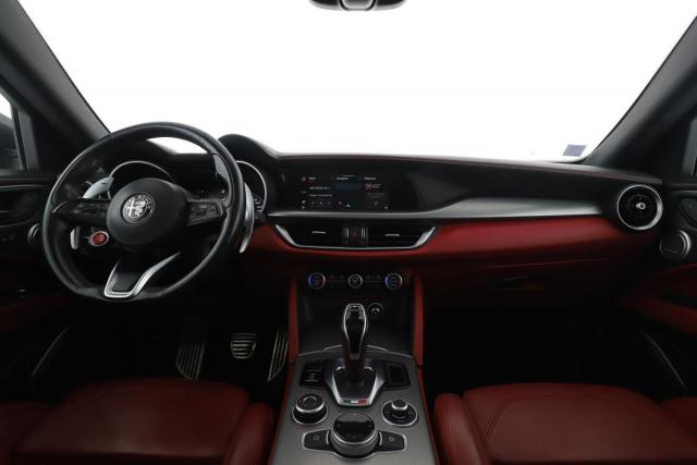 Alfa Romeo Stelvio image 3