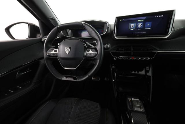 Peugeot 2008 image 1