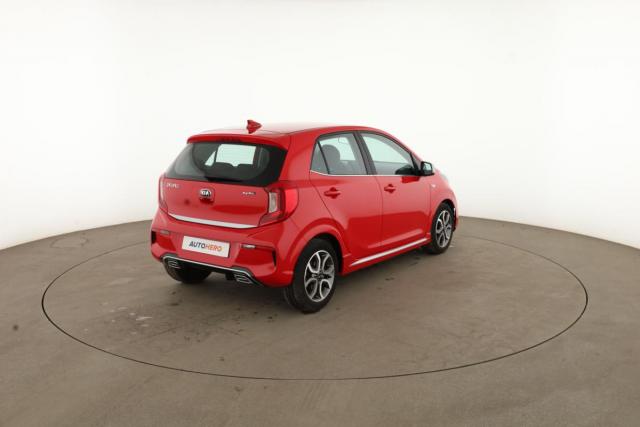Kia Picanto image 2