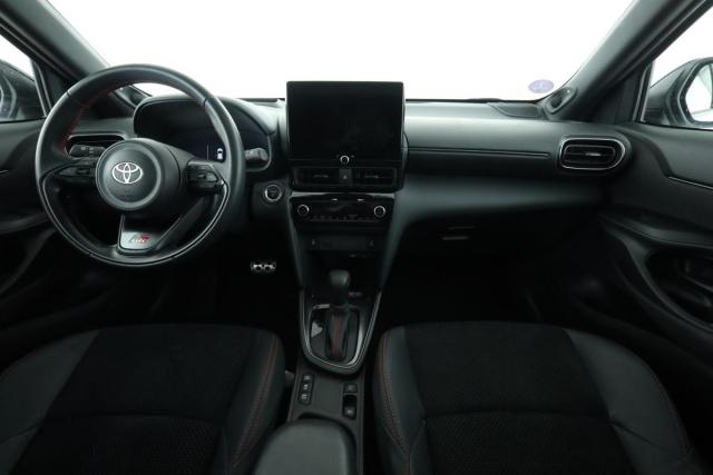 Toyota Yaris Cross image 8