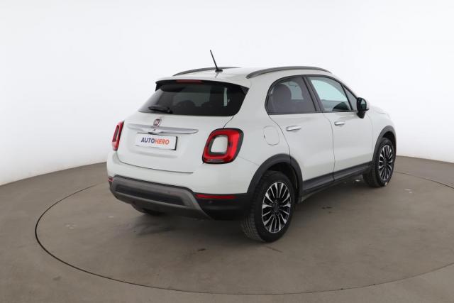 Fiat 500x image 2