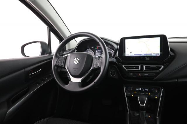 Suzuki S-Cross image 2