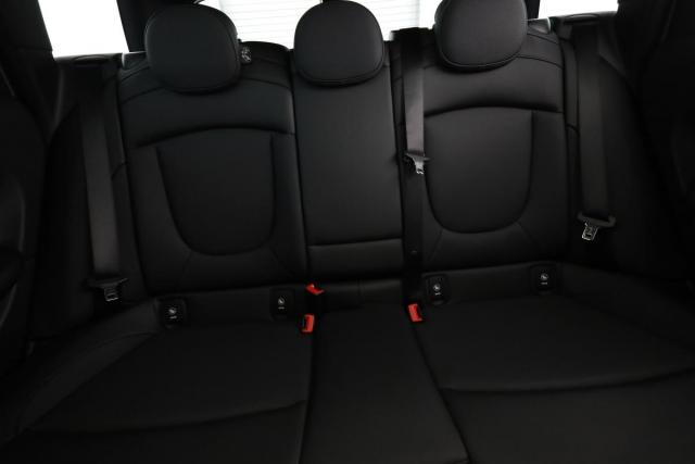 Mini Clubman image 8