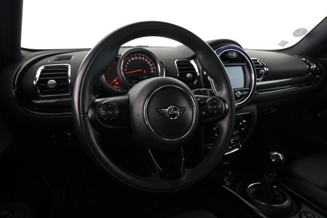 Mini Clubman image 5