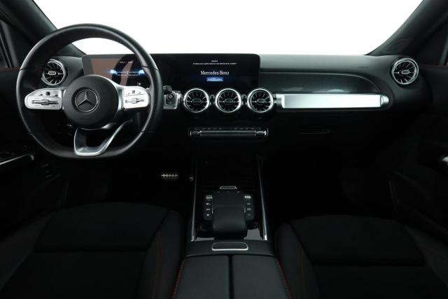 Mercedes Benz Glb image 8