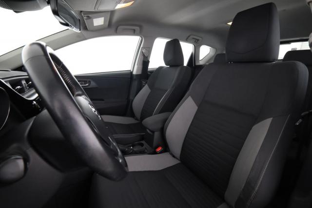 Toyota Auris image 4