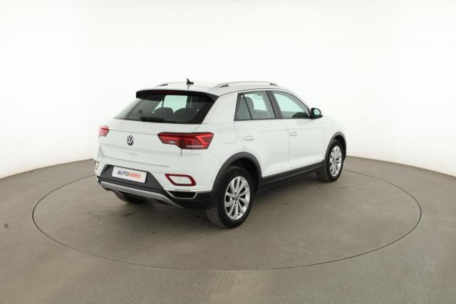 Volkswagen T-Roc image 6