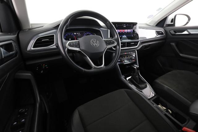 Volkswagen T-Roc image 9