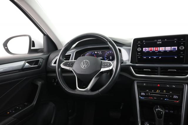 Volkswagen T-Roc image 8