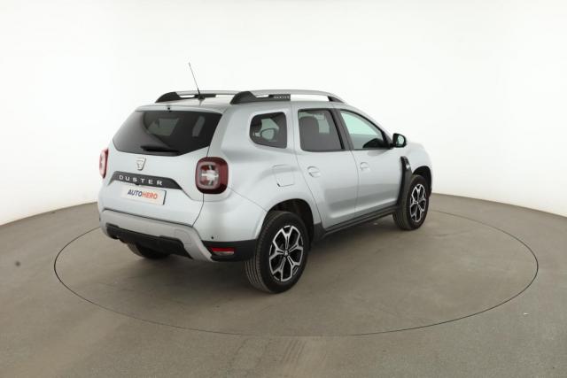 Dacia Duster image 1