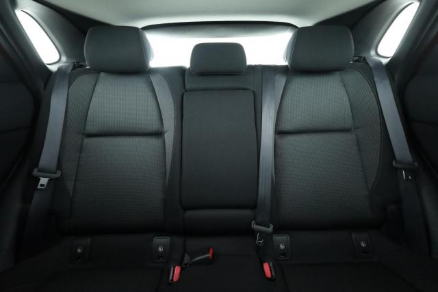 Mazda Cx-30 image 8