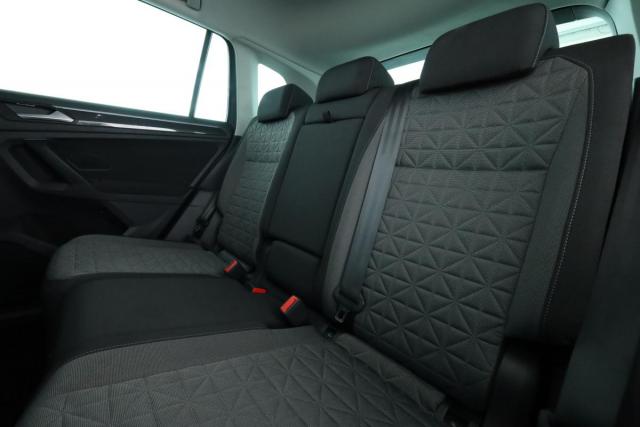Volkswagen Tiguan image 8