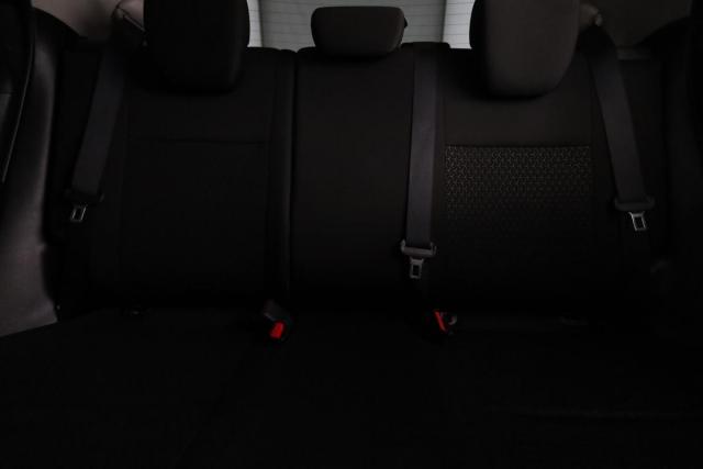 Suzuki Swift image 8