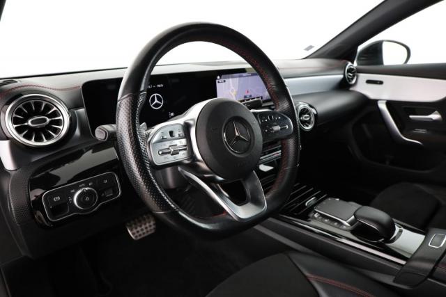 Mercedes Benz Cla Shooting Brake image 2