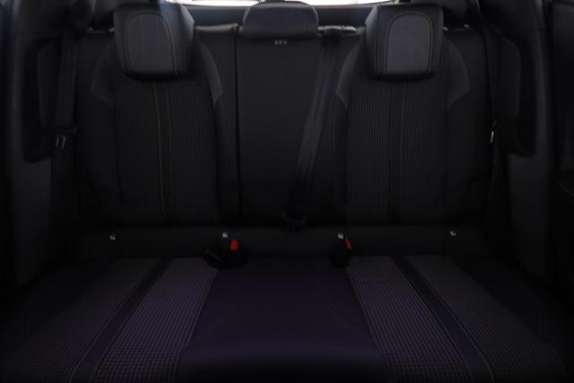 Peugeot 2008 image 5