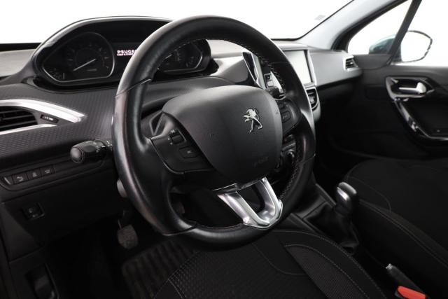 Peugeot 208 image 5