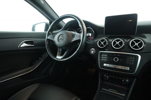 Mercedes Benz Cla image 1