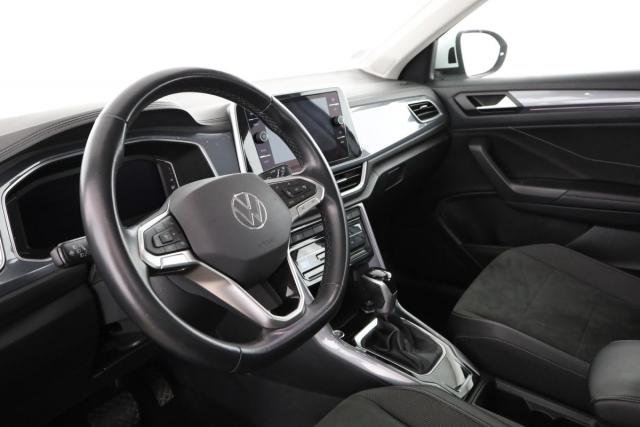 Volkswagen T-Roc image 8