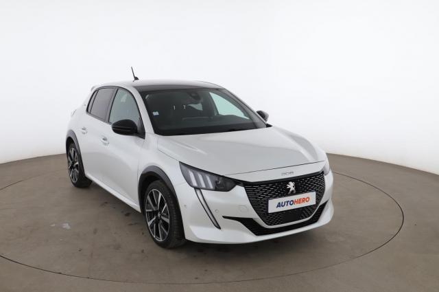 Peugeot 208 image 3