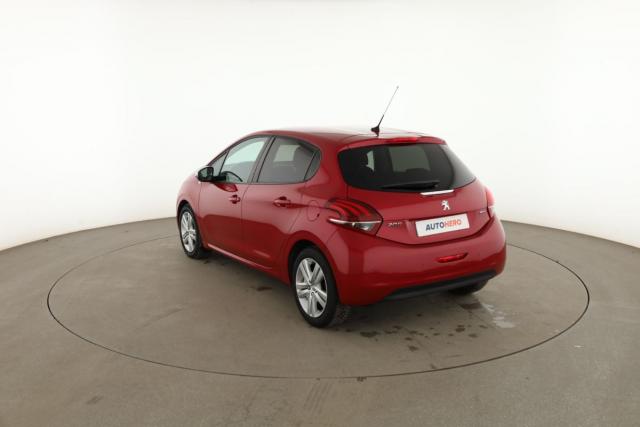 Peugeot 208 image 5
