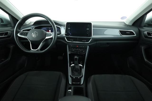 Volkswagen T-Roc image 5