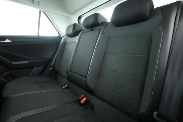 Volkswagen T-Roc image 4