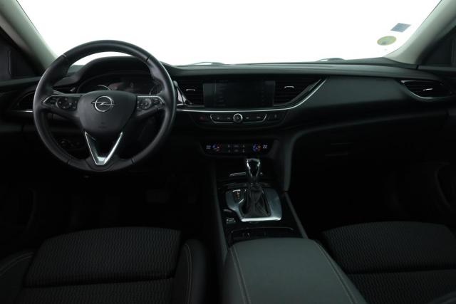 Opel Insignia image 3