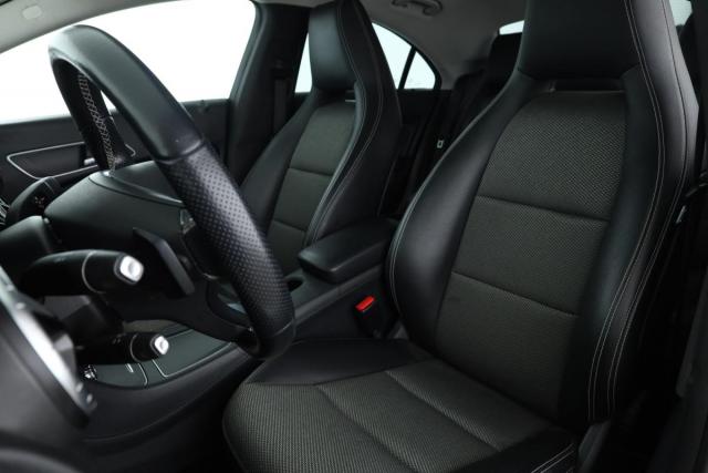 Mercedes Benz Cla image 1