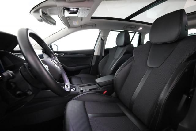 Skoda Octavia image 2