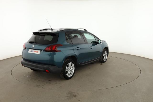 Peugeot 2008 image 7