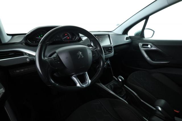Peugeot 2008 image 5