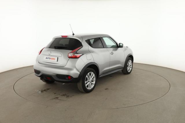 Nissan Juke image 5