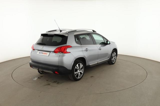 Peugeot 2008 image 7