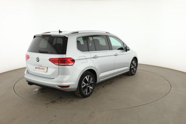 Volkswagen Touran image 6