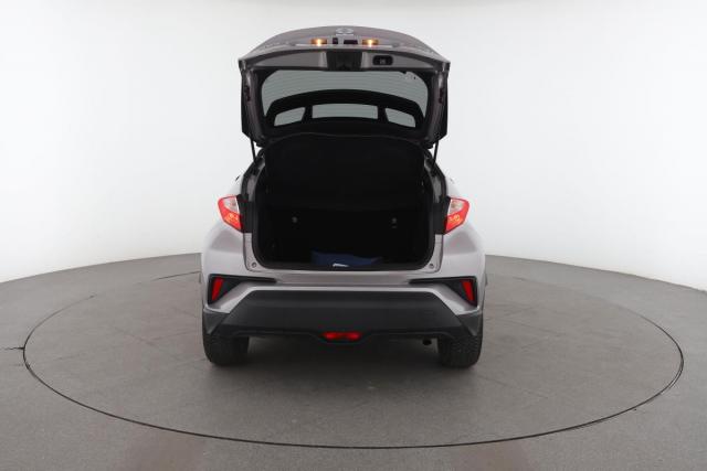 Toyota C-Hr image 8