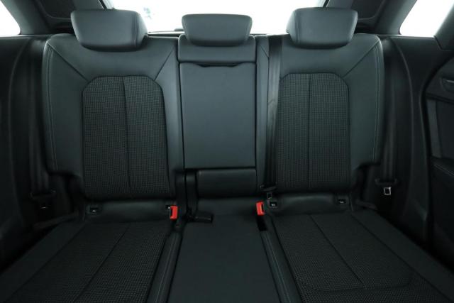 Audi Q3 image 9