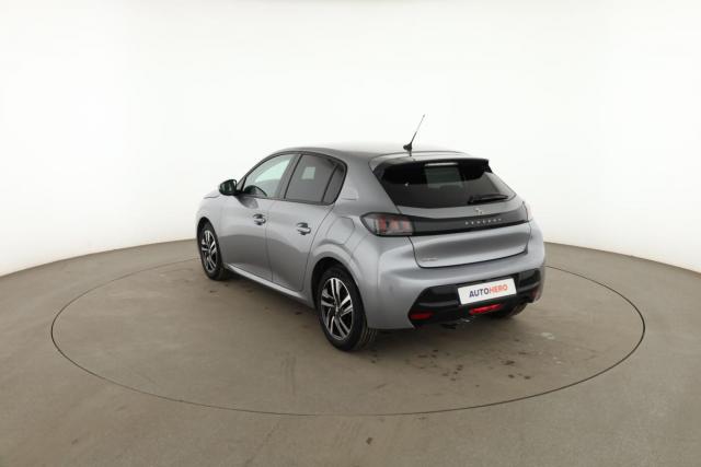 Peugeot 208 image 7