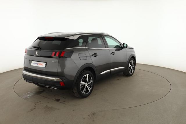 Peugeot 3008 image 3