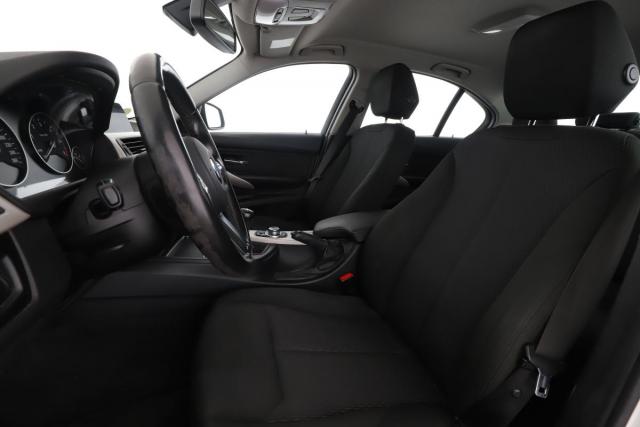 Bmw Série 3 image 9