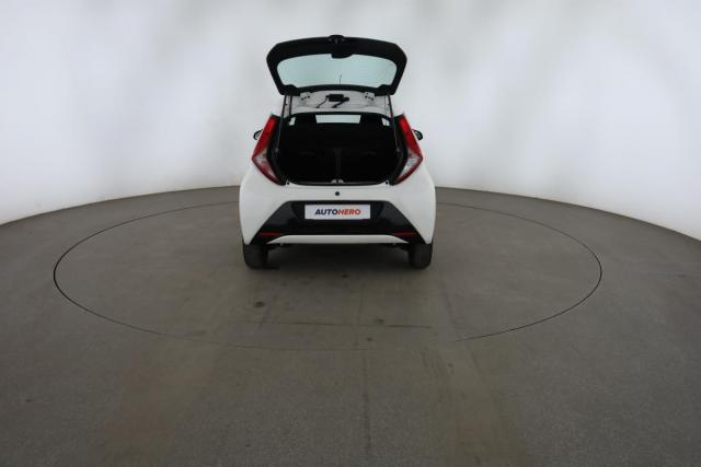 Toyota Aygo image 8