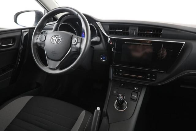 Toyota Auris image 4