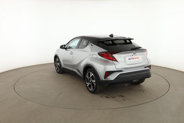 Toyota C-Hr image 9