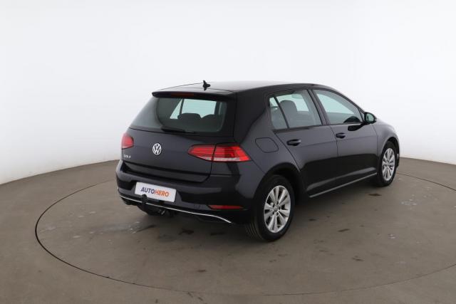 Volkswagen Golf image 3