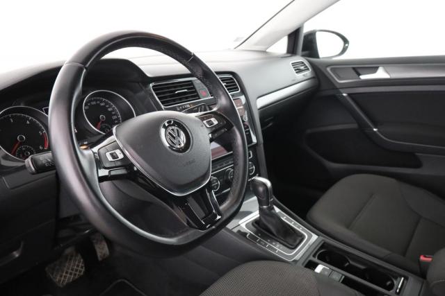 Volkswagen Golf image 5