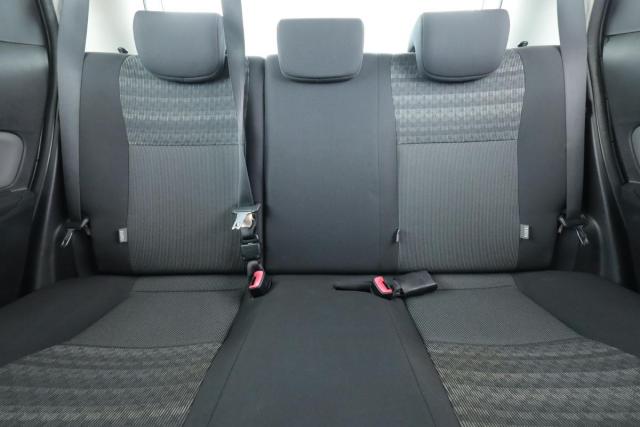 Toyota Yaris image 9