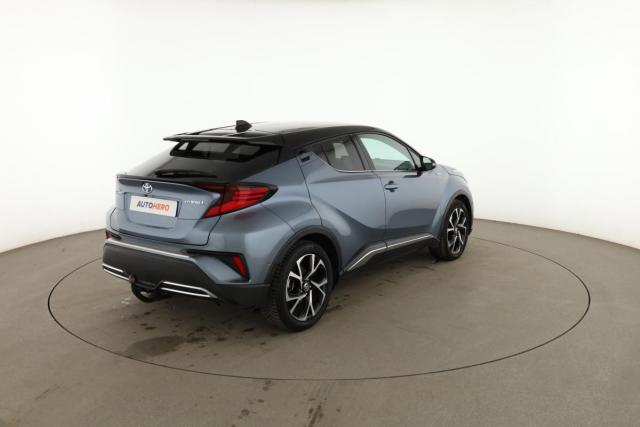 Toyota C-Hr image 6