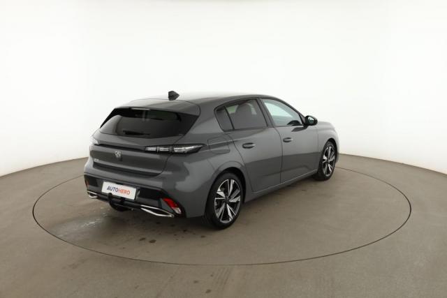 Peugeot 308 image 6